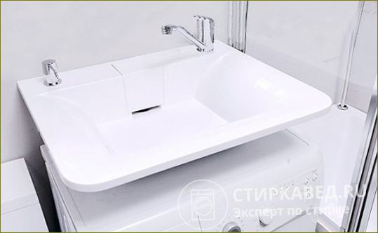 Perilica kunalja i pribor za kupaonicu mogu se odabrati u istom stilu