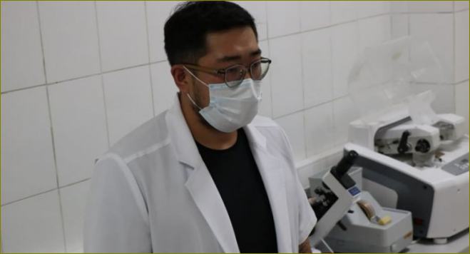 Medicinski optičar Denis Kim