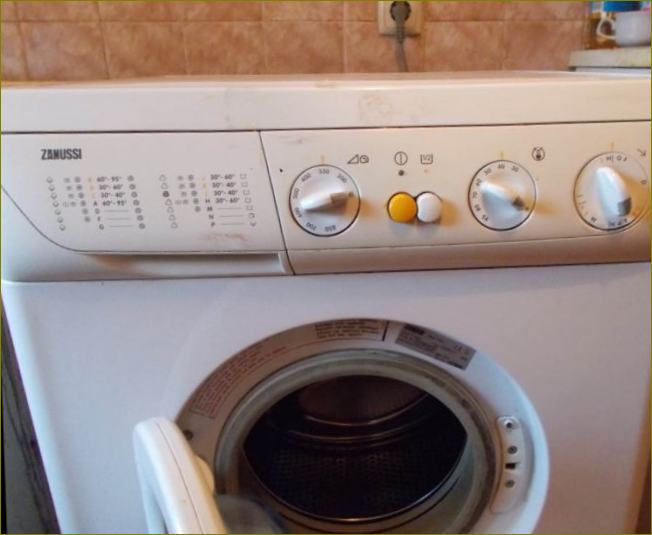 Stroj za pranje kunalja