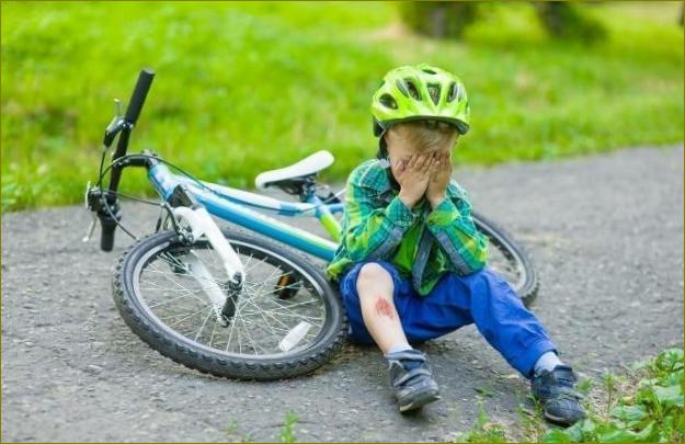 dijete je palo s bicikla