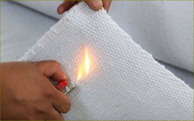 Vatrostalna impregnacija čini tkaninu šatora sigurnom u slučaju požara