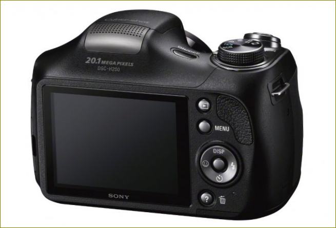 Kompaktni fotoaparat 200-prikaz